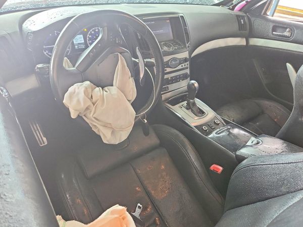 2015 INFINITI Q60 — CKPT