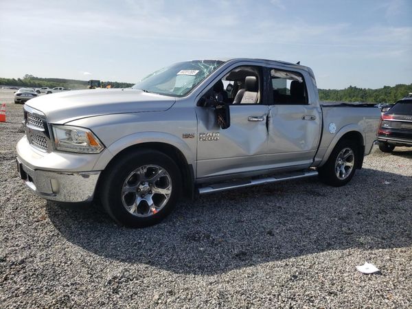 2014 RAM 1500 Laramie