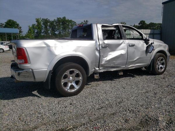 2014 RAM 1500 Laramie
