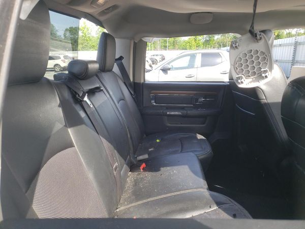 2014 RAM 1500 Laramie