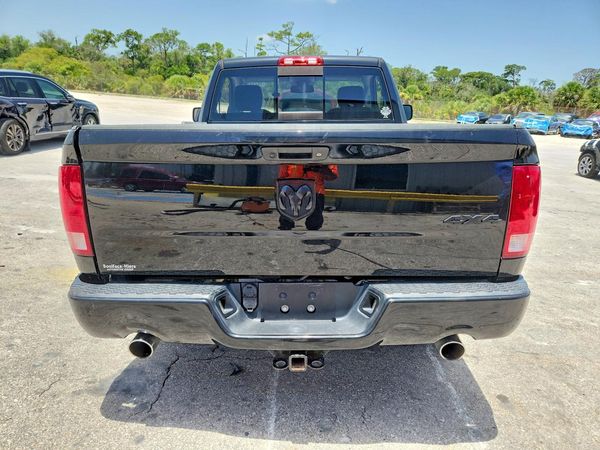 2016 RAM 1500 ST