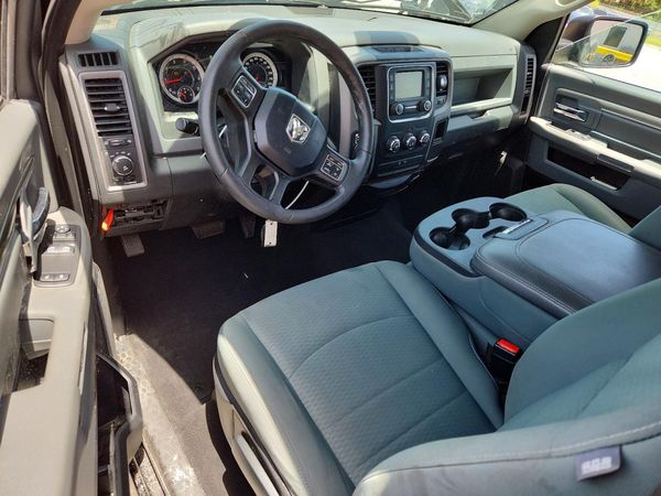 2016 RAM 1500 ST