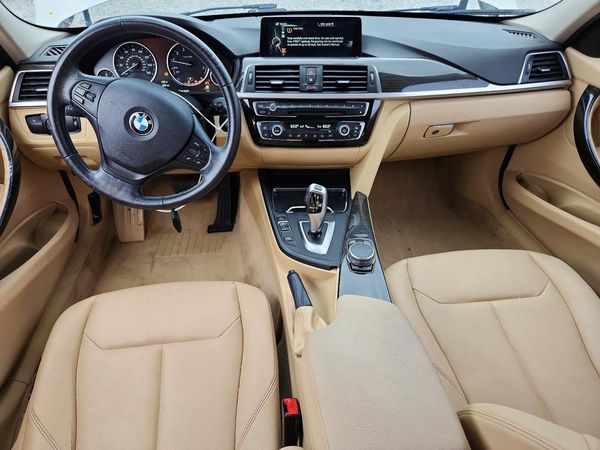 2016 BMW 320 SA