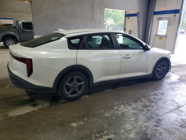 2025 KIA K4 LX, LXS