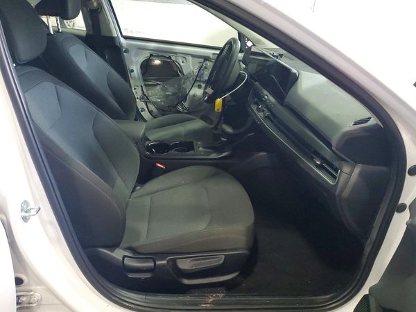 2025 KIA K4 LX, LXS