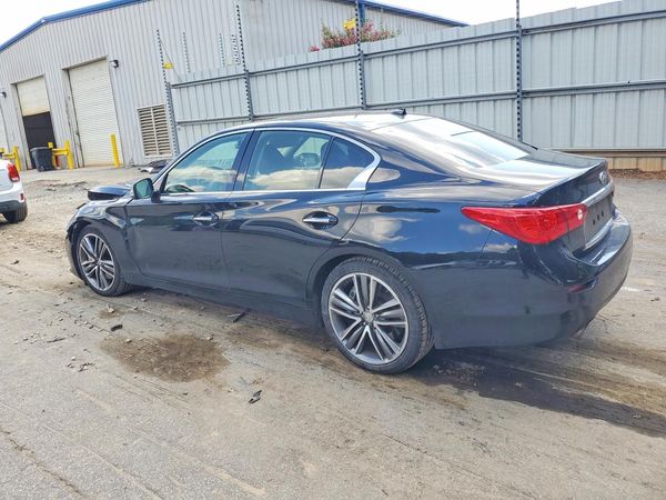 2015 INFINITI Q50