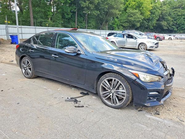 2015 INFINITI Q50