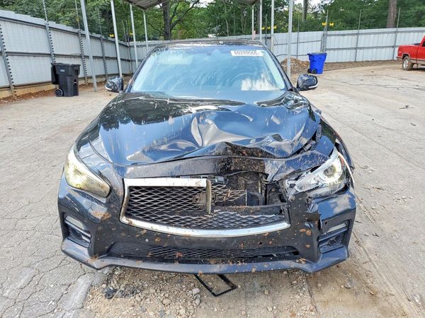 2015 INFINITI Q50