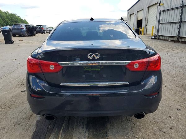 2015 INFINITI Q50