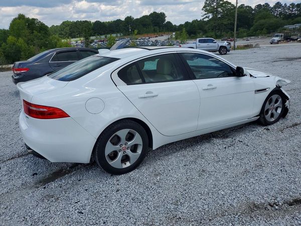 2018 JAGUAR XE