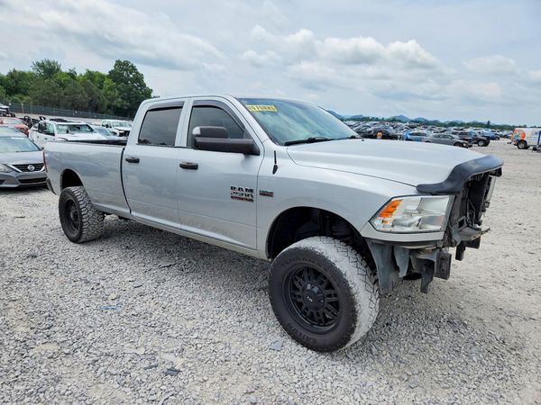 2018 RAM 2500 ST CREW CAB 4X4