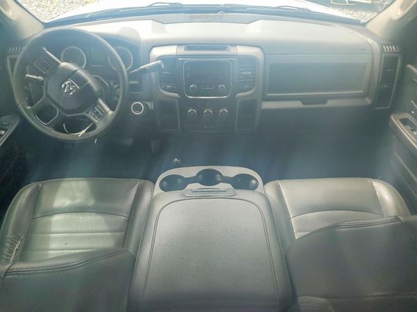 2018 RAM 2500 ST CREW CAB 4X4