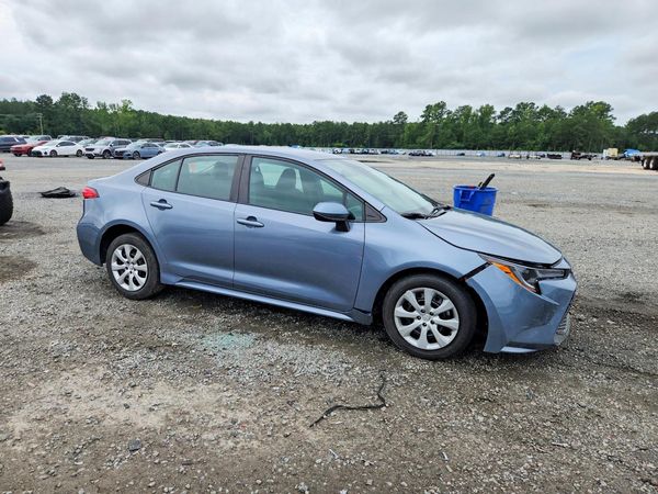 2022 TOYOTA COROLLA