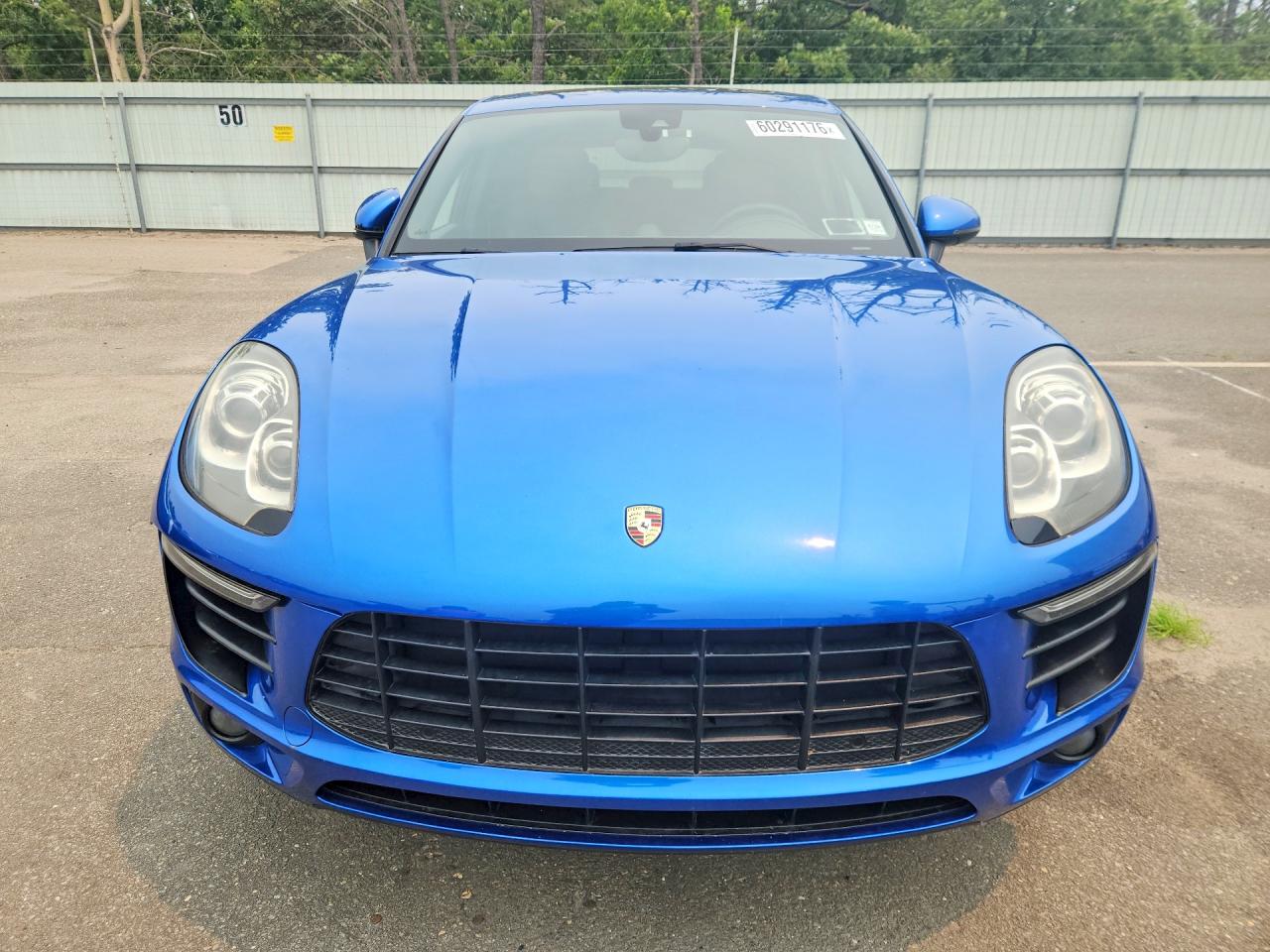 2017 PORSCHE MACAN