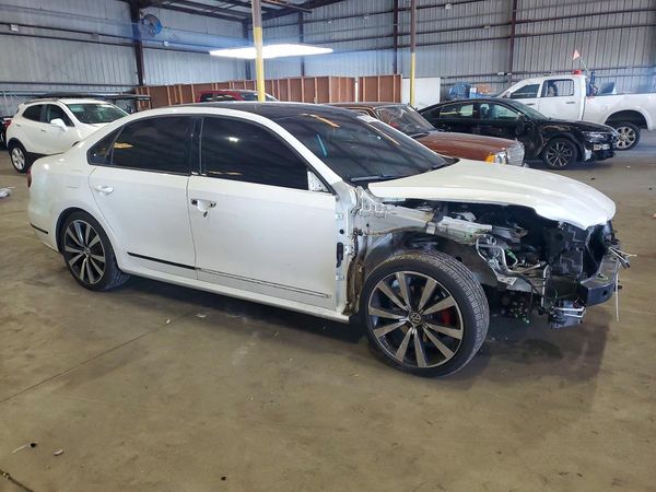 2018 VOLKSWAGEN PASSAT