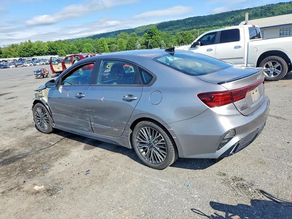 2023 KIA FORTE GT Line