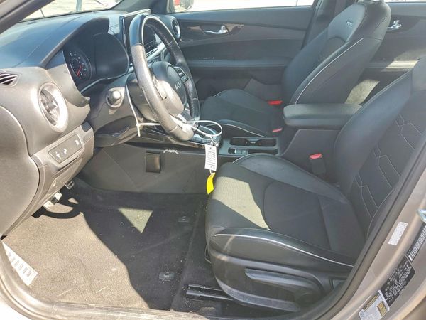 2023 KIA FORTE GT Line