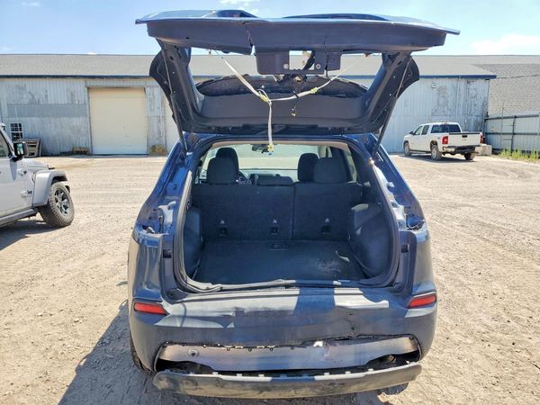 2019 JEEP CHEROKEE LATITUDE FWD