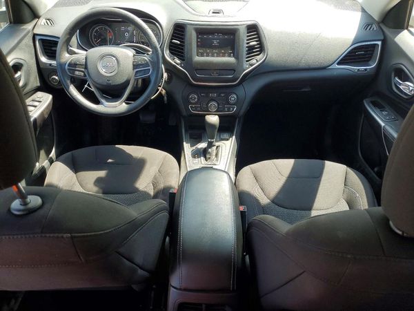 2019 JEEP CHEROKEE LATITUDE FWD