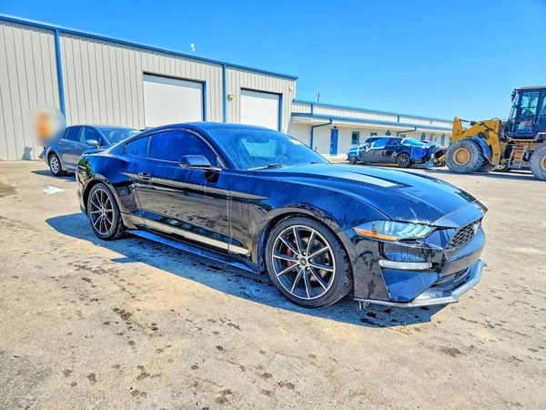2020 FORD MUSTANG I4 Coupe