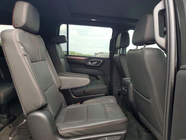 2024 CHEVROLET SUBURBAN RST