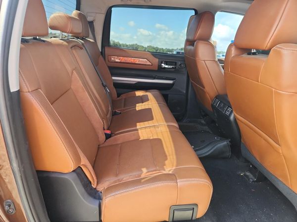 2017 TOYOTA TUNDRA Platinum/1794