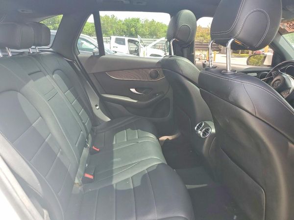 2017 MERCEDES-BENZ GLC