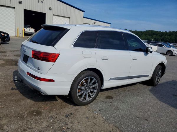 2017 AUDI Q7 quattro Prestige