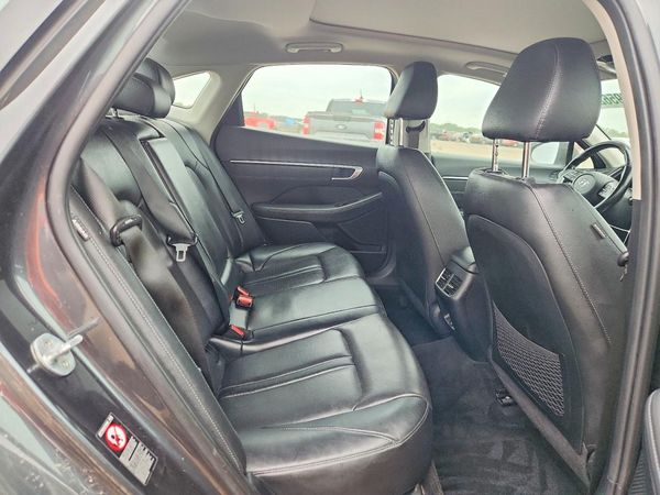 2022 HYUNDAI SONATA