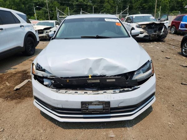 2018 VOLKSWAGEN JETTA