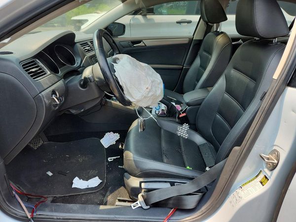 2018 VOLKSWAGEN JETTA