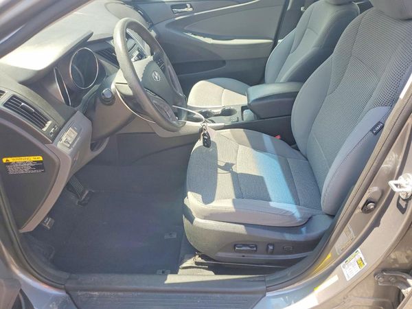 2013 HYUNDAI SONATA GLS/ GLS Popular