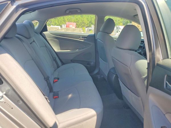 2013 HYUNDAI SONATA GLS/ GLS Popular