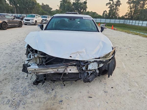 2019 LEXUS ES