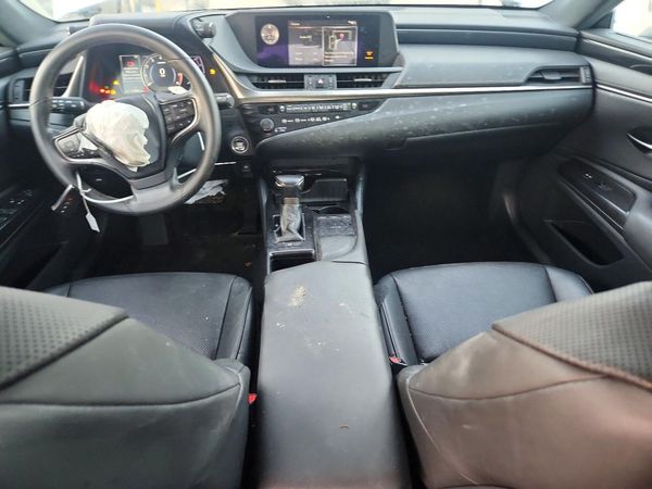 2019 LEXUS ES