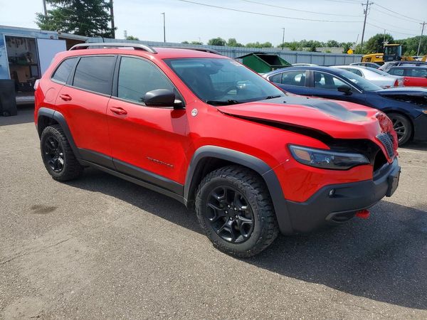 2019 JEEP CHEROKEE TRAILHAWK 4X4