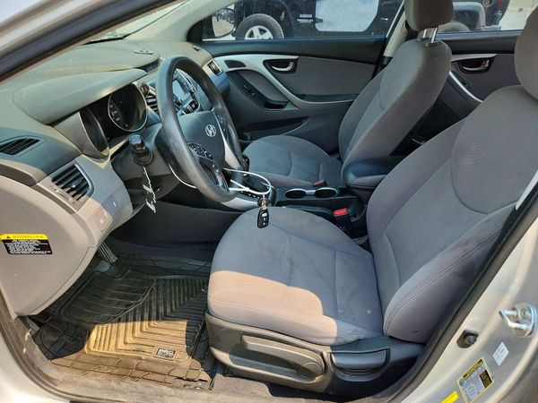 2014 HYUNDAI ELANTRA GLS(Middle)