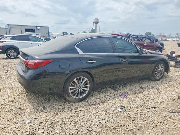 2018 INFINITI Q50