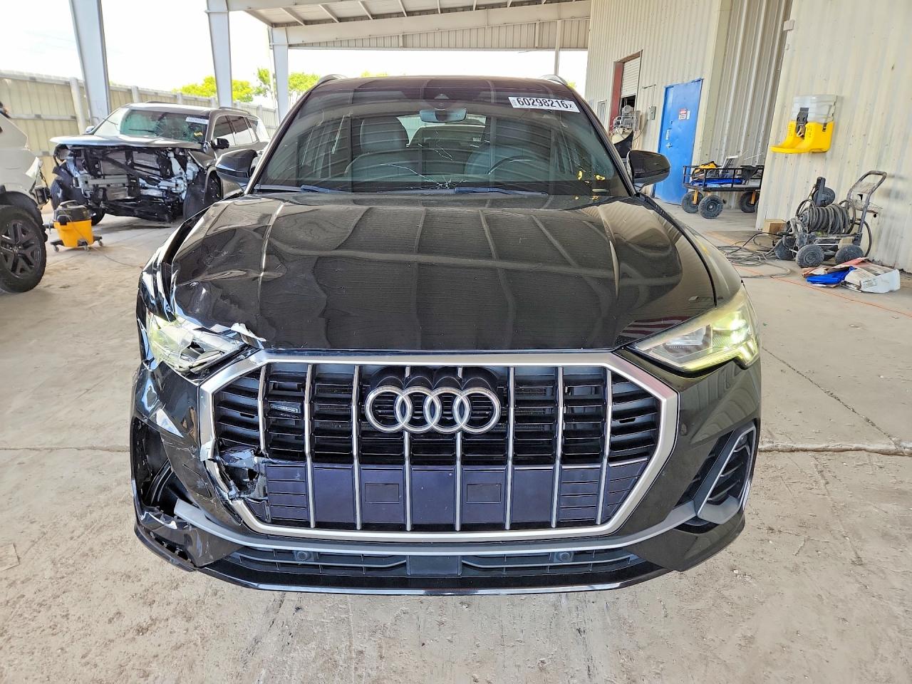 2020 AUDI Q3