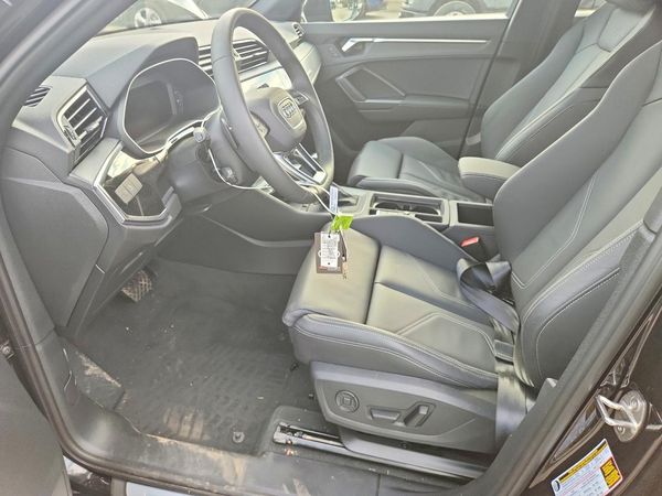 2025 AUDI Q3 S Line quattro Premium