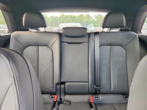2025 AUDI Q3 S Line quattro Premium