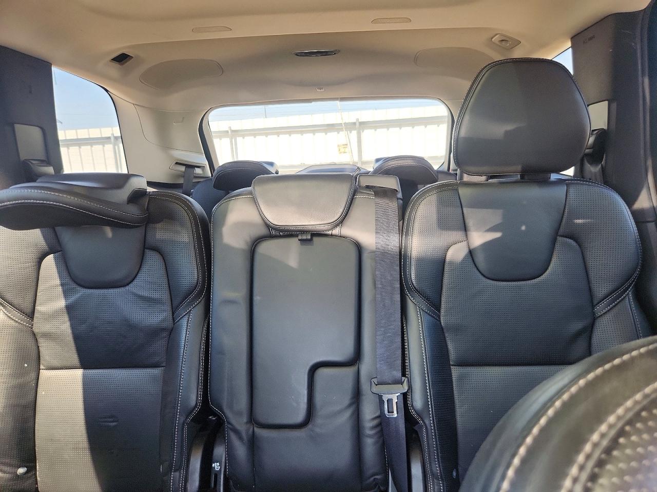 2019 VOLVO XC90 Inscription