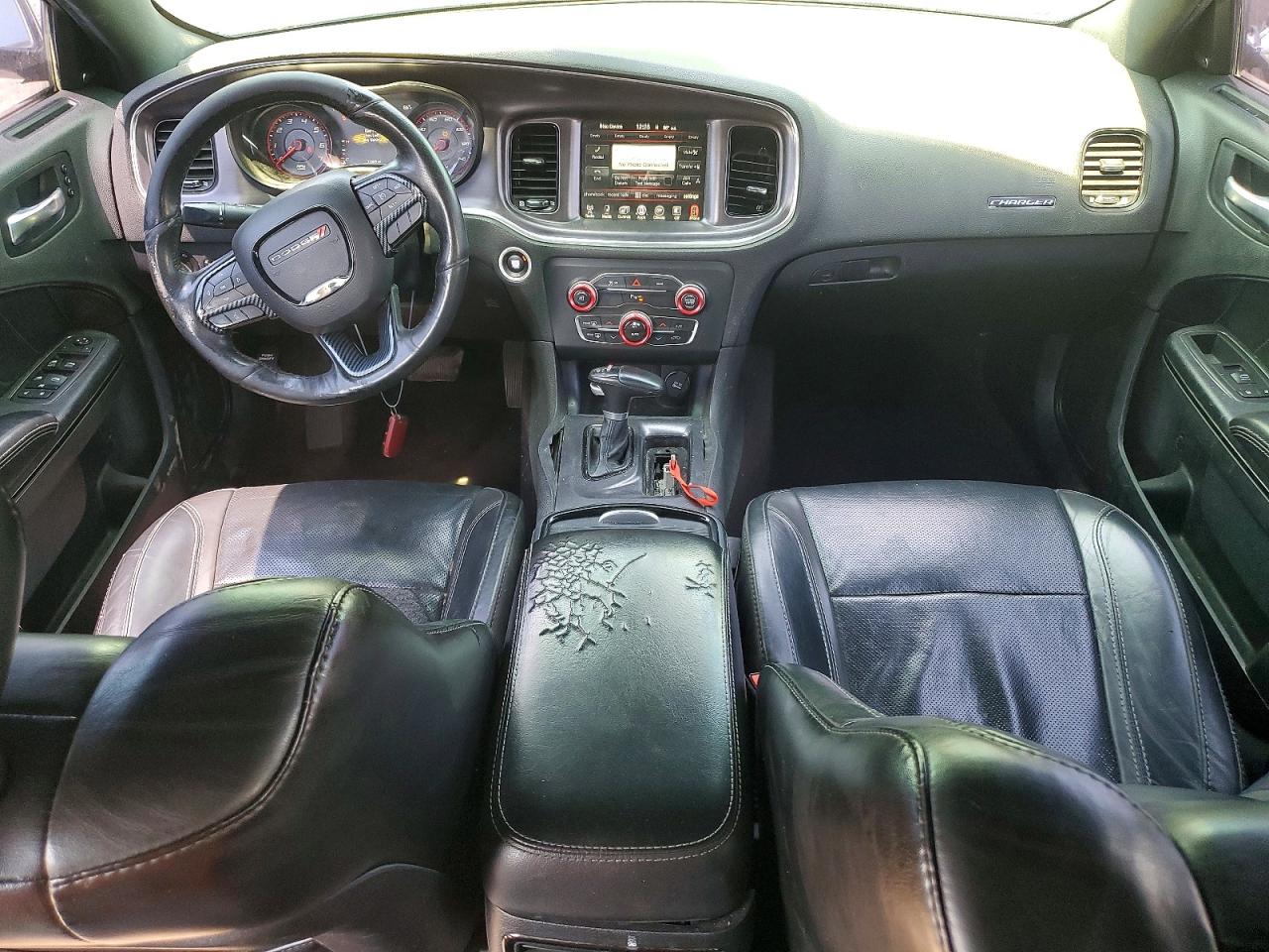 2016 DODGE CHARGER SXT