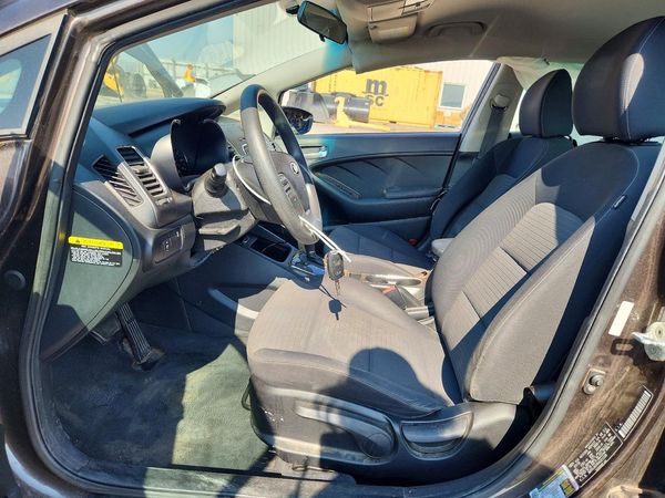 2017 KIA FORTE LX Popular, S