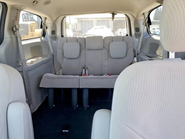 2017 DODGE GRAND CARAVAN SE