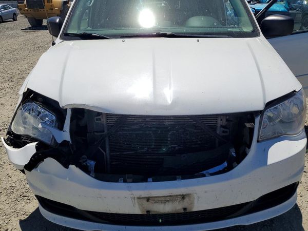 2017 DODGE GRAND CARAVAN SE