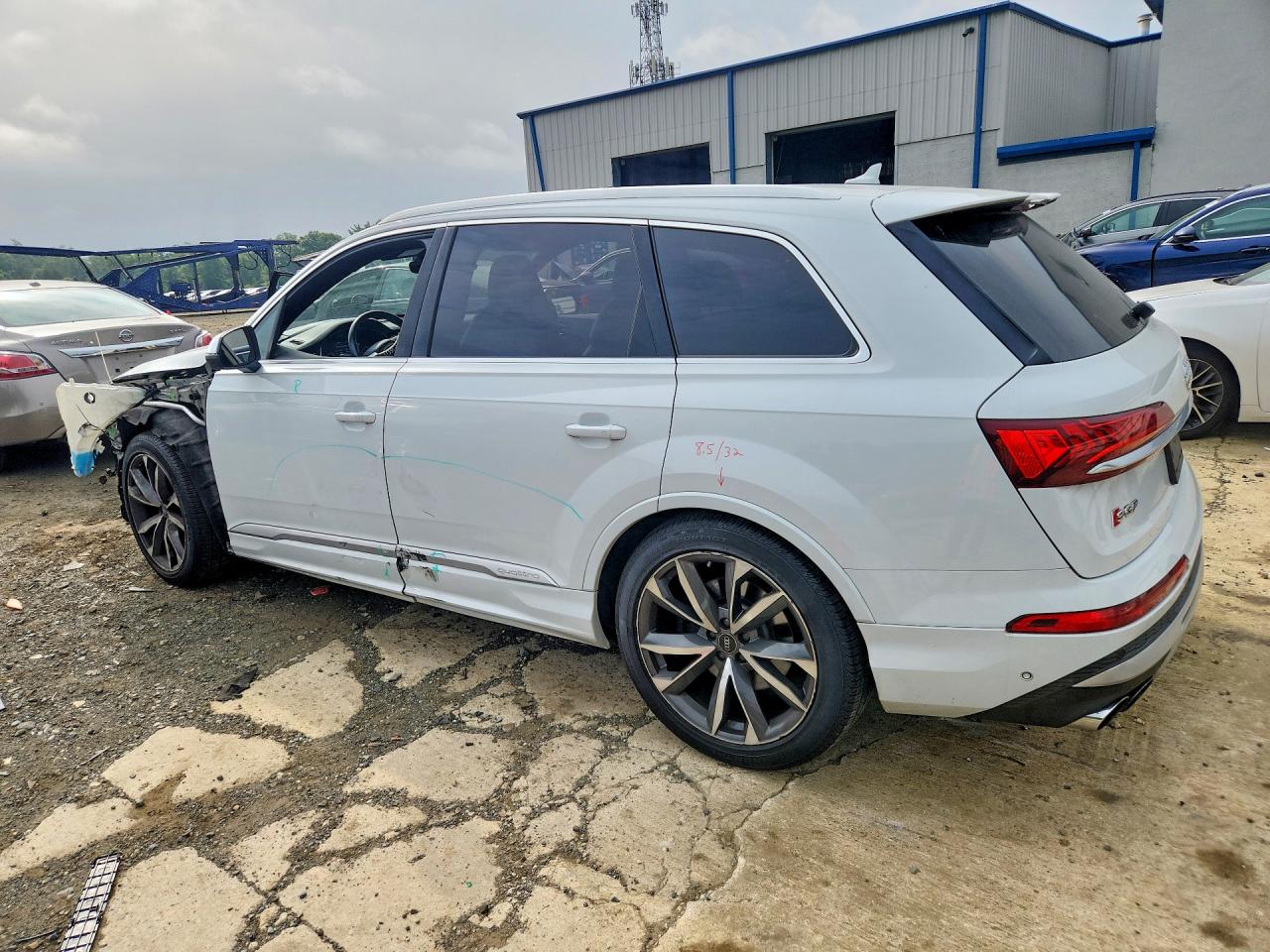 2022 AUDI SQ7 quattro Prestige