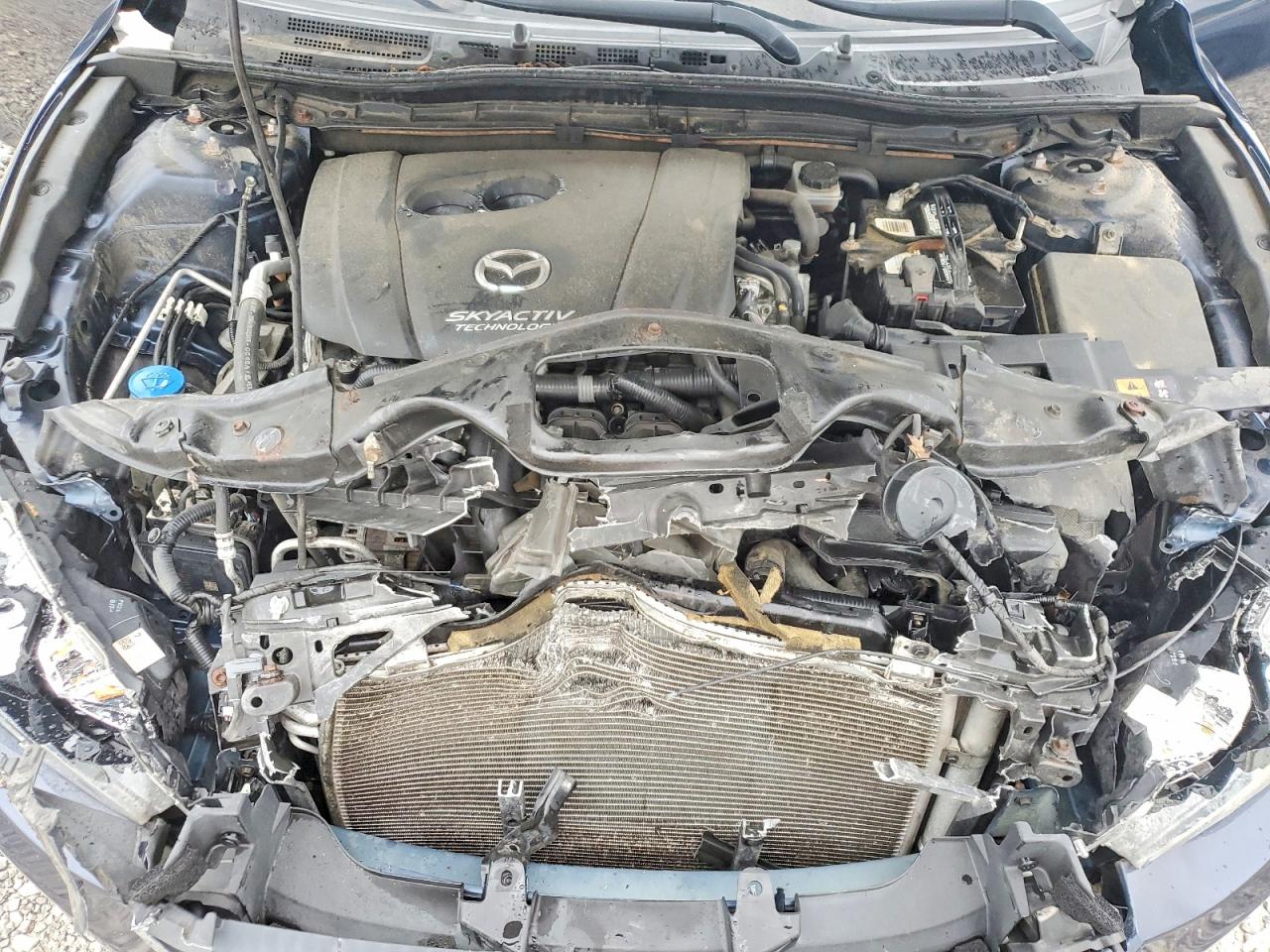 2016 MAZDA 3 SV/Base