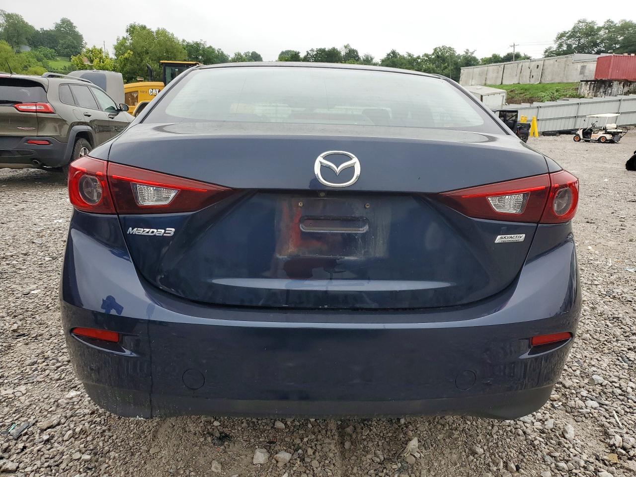 2016 MAZDA 3 SV/Base
