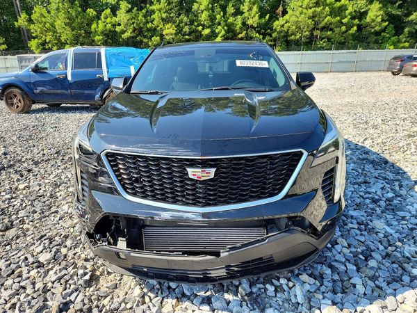 2019 CADILLAC XT4 Sport
